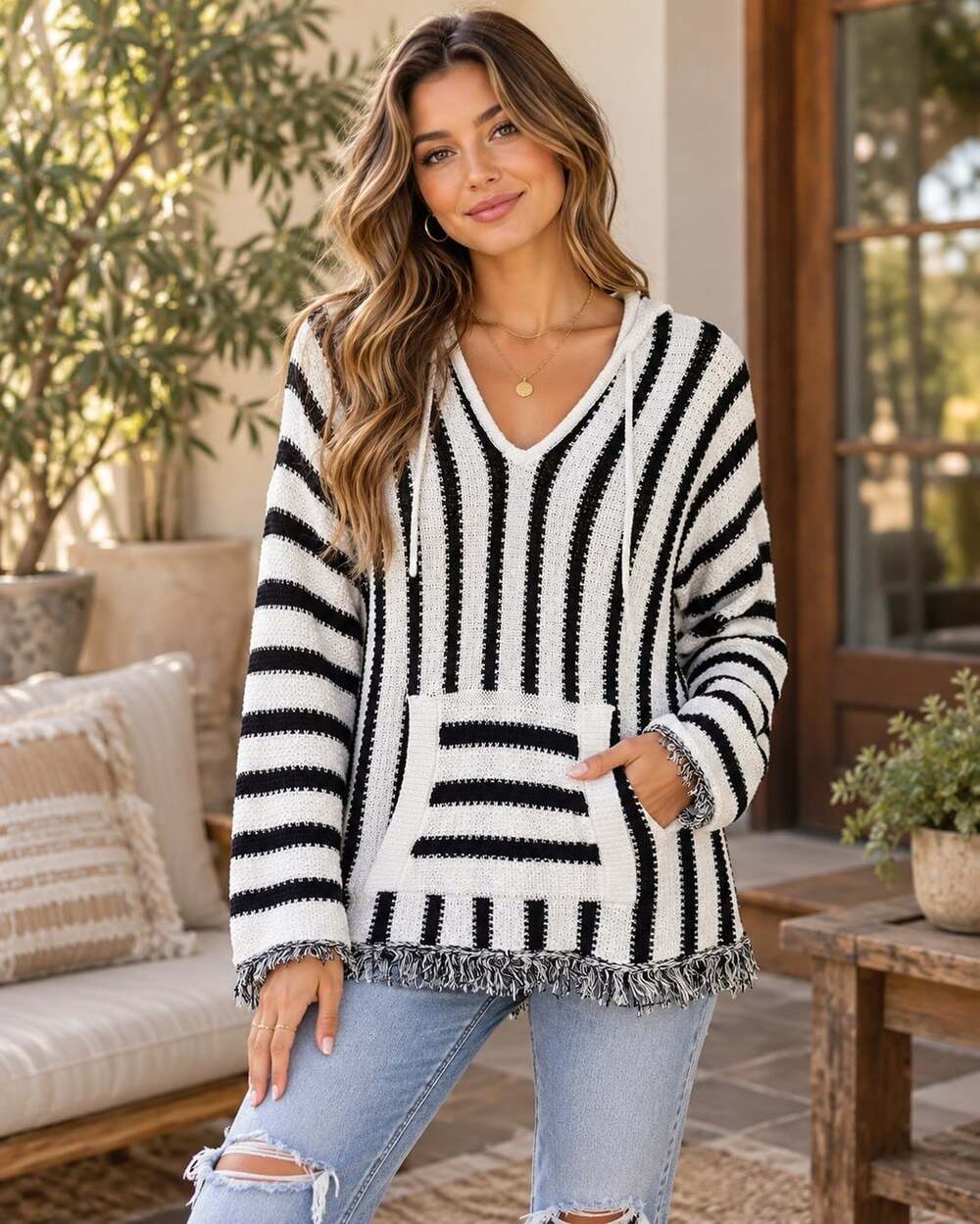 Elan Hooded Baja Sweater M Black White Fringe 100% Cotton Boho Festival Fall